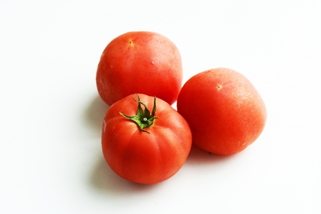 ８月・９月の旬の食材の栄養って？旬のもので作る離乳食・幼児食｜トマト